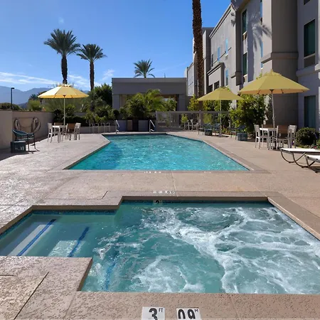 Hampton Inn & Suites Palm Desert-3
